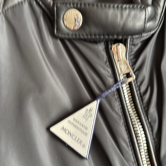 Moncler SS - Erik jacket - Picture 12 of 14